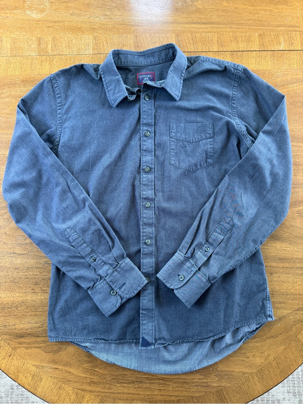 Untuckit Men's Long-Sleeve Button-Down Shirt in Washed Gray